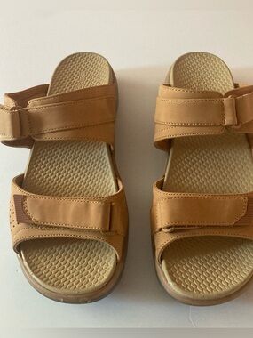 BareTraps Tan Adjustable Strap Sandals
